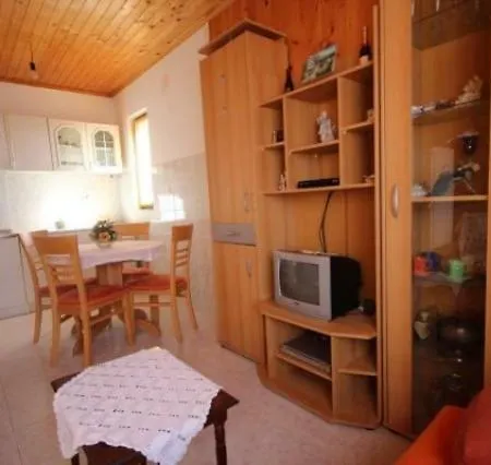 Apartman Regina *
